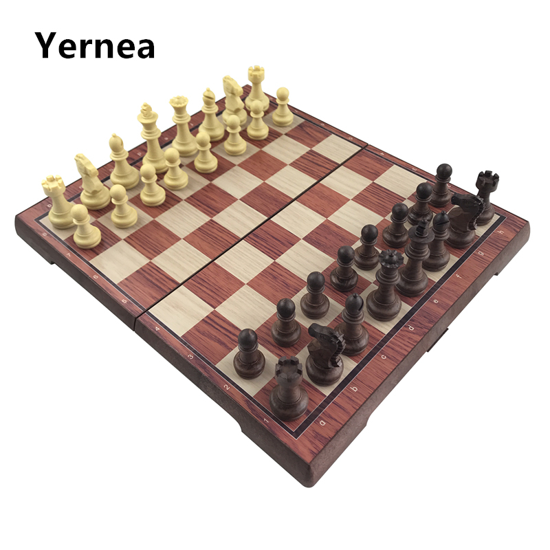 チェスゲームボード,チェスパズル,高品質のプラスチック製折り - Board Game Yearbook のレビューと価格