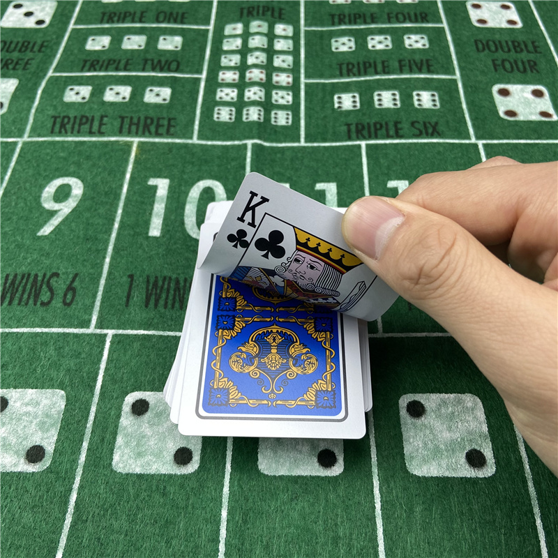 新しい2枚セット プラスチック製防水テキサスホールデムポーカ - Board Game Yearbook のレビューと価格