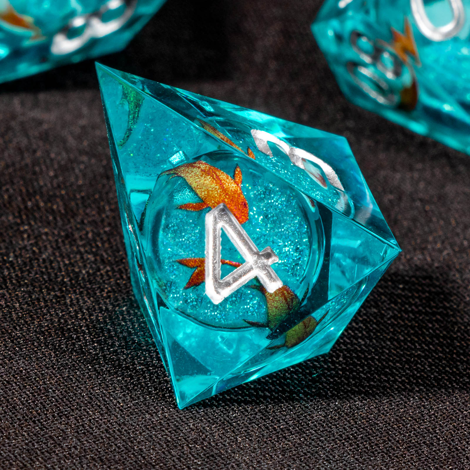DNDダイスセット D&D、液体コアシャープエッジダイスセッ - Board Game Dungeons And Dragons のレビューと価格